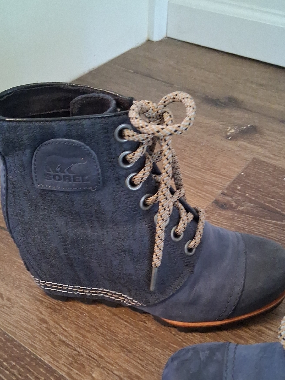 Sorel PDX Navy Lace-Up Ankle Boots with Contrast Laces - Picture 4 of 10